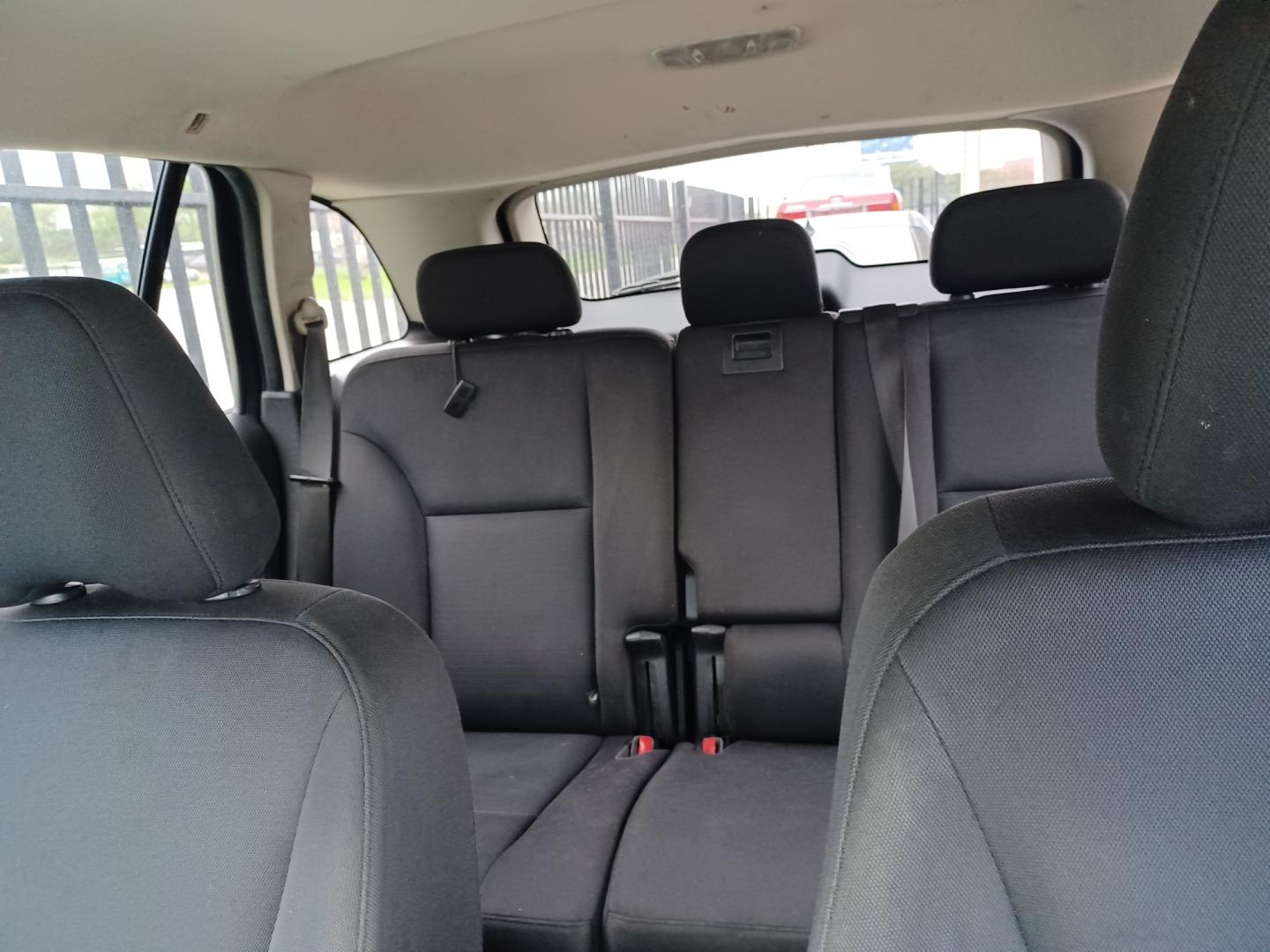 2007 GRAY /BLACK Ford Edge SEL FWD (2FMDK38C47B) with an 3.5L V6 DOHC 24V engine, 6-Speed Automatic Overdrive transmission, located at 2001 E. Lancaster, Ft. Worth, 76103, (817) 336-7000, 32.746181, -97.301018 - Photo#21